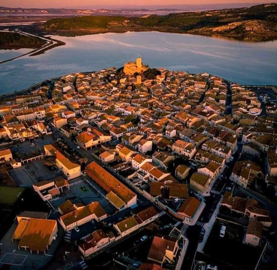Gruissan Village La case à Bulles Exterior foto